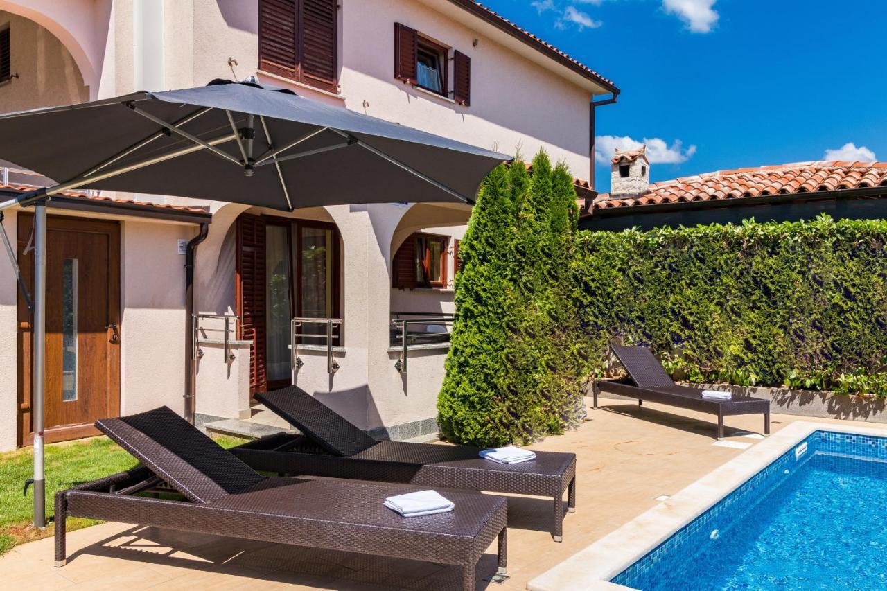 Apartmani Kazun - App1 Fažana Buitenkant foto