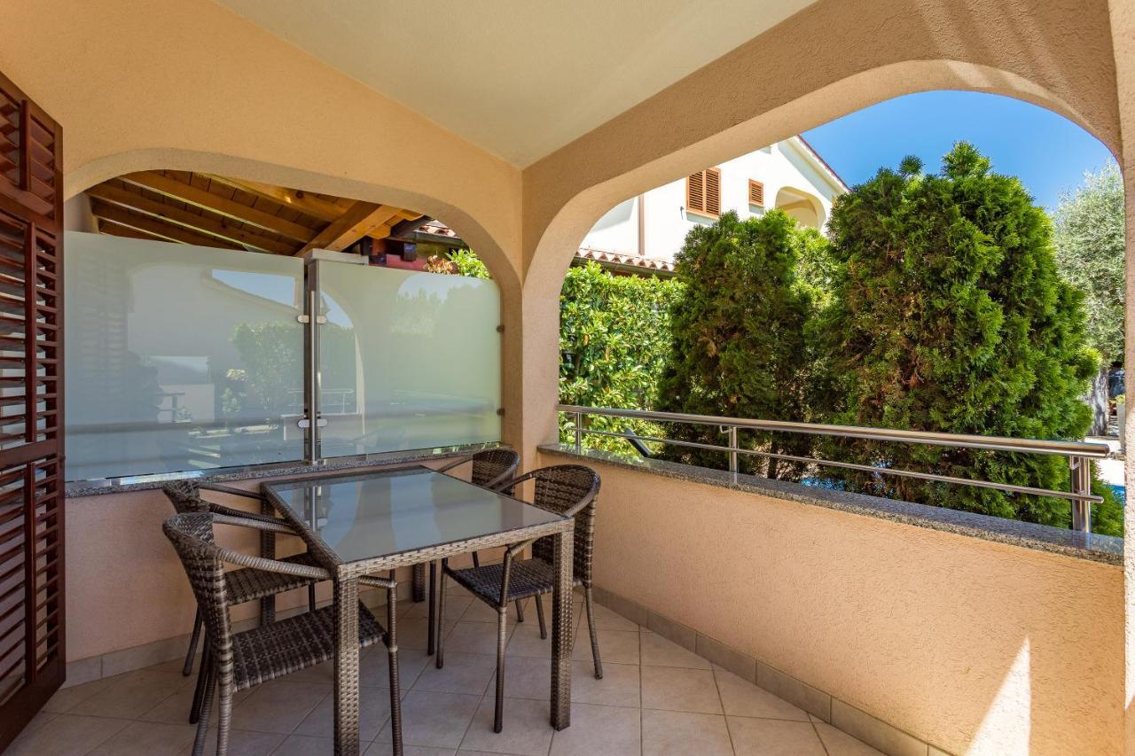 Apartmani Kazun - App1 Fažana Buitenkant foto